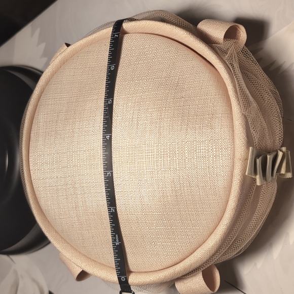 Vintage Wedding Fascinator - Picture 7 of 8